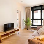 Aptio Apartment *